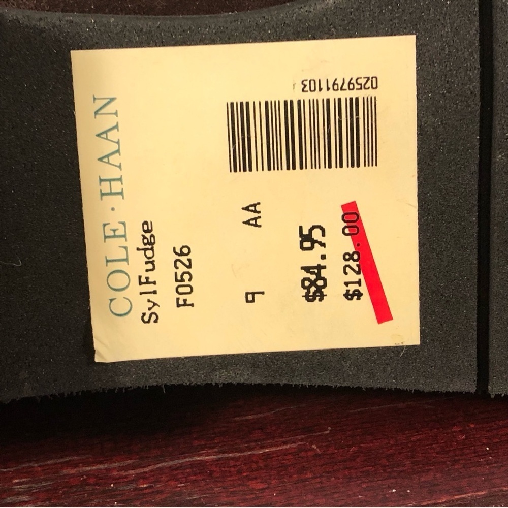 Cole Haan Women's Brown Suede/Leather Flats with Tassel Size 9AA NWT - Picture 8 of 9